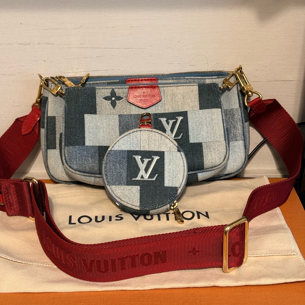 SOLD——Louis Vuitton Denim Multi Pochette Accessories purse/handbag